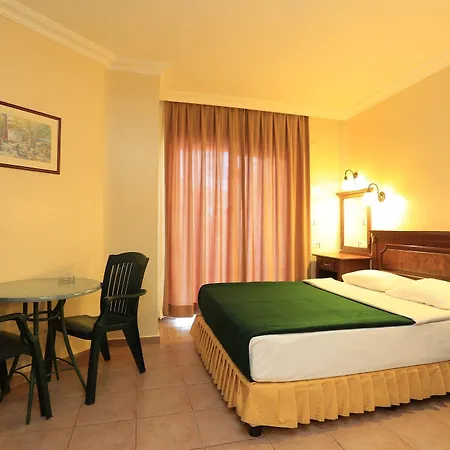 Club Amaris Lejlighedshotel 3*