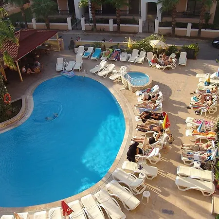 Club Amaris Lejlighedshotel 3*